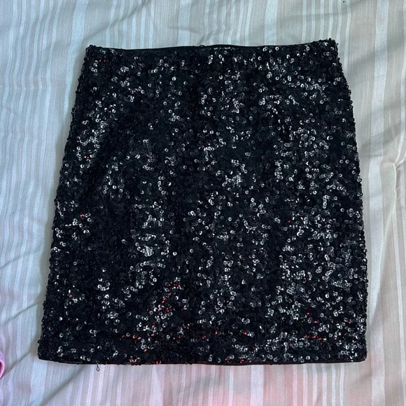 Divided by H&M All Black Sequin Skirt - Picture 2 of 4